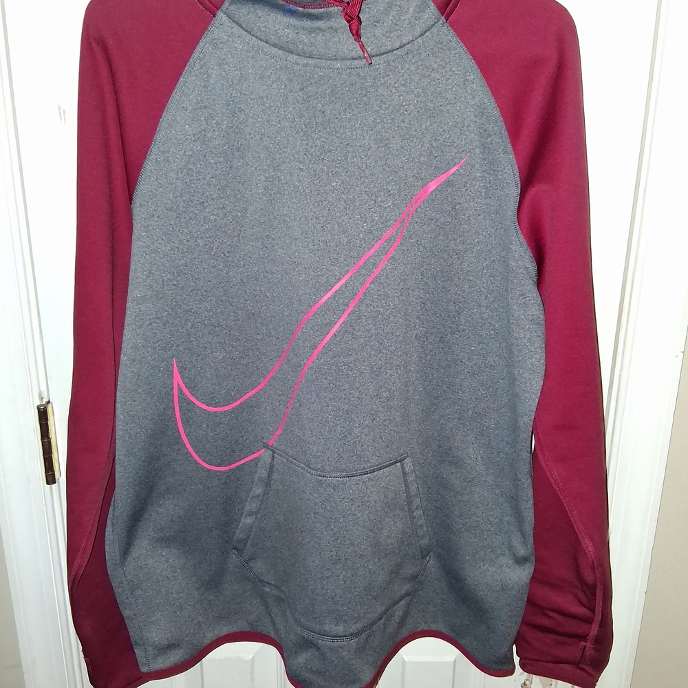 Nike Gray and Pink Dri-FIT Apparel